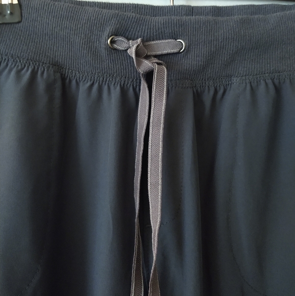 Brisas Gray work out pants size Medium - Picture 3 of 11